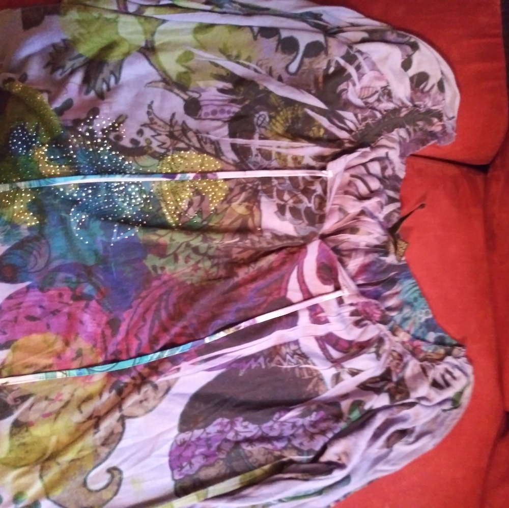 Quarter length sleeve shirt